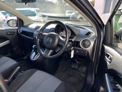 2010 Mazda
2 Neo
