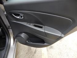 2015 Renault Clio Expression IV B98 Grey