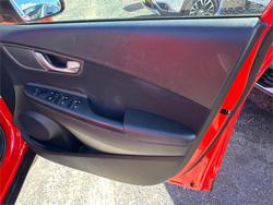 2020 HYUNDAI
                KONA ACTIVE (FWD)