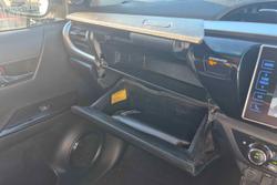 2019 Toyota
Hilux SR5