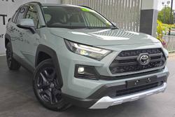 2024 Toyota
RAV4 Edge