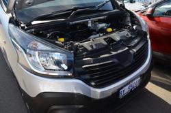 2017 Renault
Trafic Crew Lifestyle