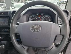 2012 Toyota
Landcruiser GXL