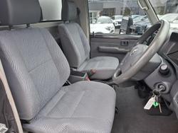 2012 Toyota
Landcruiser GXL