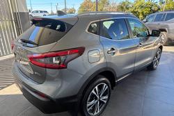 2019 Nissan
QASHQAI ST-L