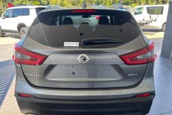 2019 Nissan
QASHQAI ST-L