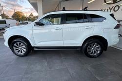 2023 Isuzu
MU-X LS-U
