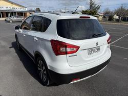 2021 Suzuki
S-Cross Turbo Prestige
