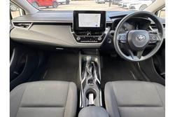 2023 Toyota
Corolla Ascent Sport Hybrid