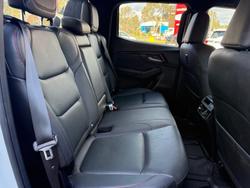 2022 Isuzu
D-MAX X-TERRAIN