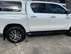 2018 Toyota
Hilux SR5