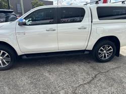 2018 Toyota
Hilux SR5