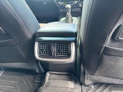 2018 Toyota
Hilux SR5