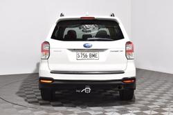 2016 Subaru
Forester 2.5i-S