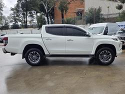 2023 Mitsubishi
Triton GLS