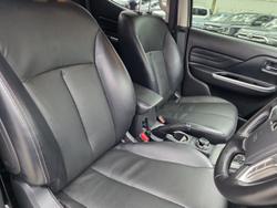 2023 Mitsubishi
Triton GLS