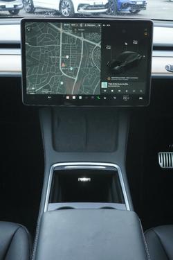 2024 Tesla
Model Y Long Range
