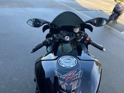 2015 Yamaha YZF-R1 Black