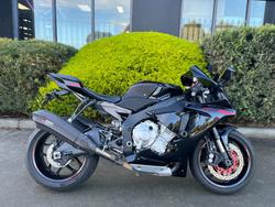 Yamaha YZF-R1