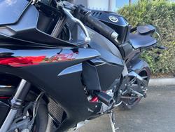 2015 Yamaha YZF-R1 Black