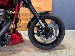 2017 Harley-davidson FXSE CVO PRO STREET BREAKOUT Black