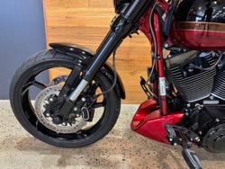 2017 Harley-davidson FXSE CVO PRO STREET BREAKOUT Black