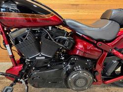 2017 Harley-davidson FXSE CVO PRO STREET BREAKOUT Black