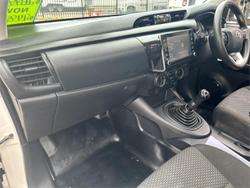 2021 Toyota
Hilux Workmate
