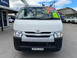 2017 Toyota
Hiace