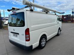 2017 Toyota
Hiace