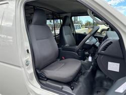 2017 Toyota
Hiace