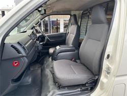 2017 Toyota
Hiace