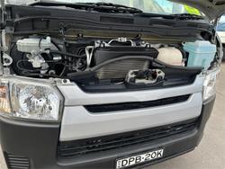 2017 Toyota
Hiace