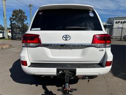 2017 Toyota
Landcruiser GXL