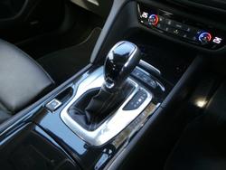 2018 Holden
Calais V