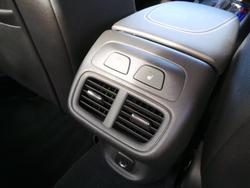 2018 Holden
Calais V