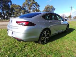 2018 Holden
Calais V