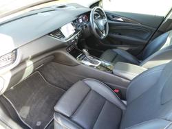 2018 Holden
Calais V