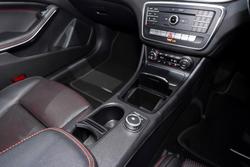 2018 Mercedes-Benz
CLA-Class CLA250 Sport