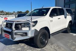 2021 Toyota
Hilux SR