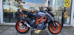 KTM 390 Duke