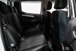 2019 Isuzu
                D-MAX LS-U