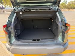 2025 Renault Duster Techno