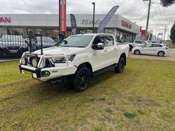 2020 Toyota
Hilux SR5