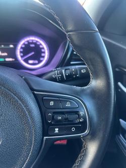 2021 Kia
Niro Hybrid S