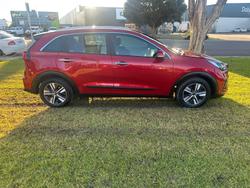 2021 Kia
Niro Hybrid S