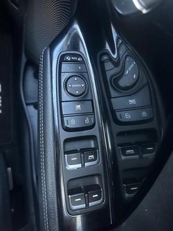 2021 Kia
Niro Hybrid S