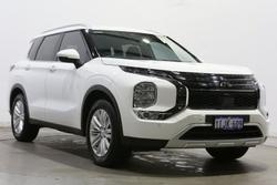 2024 Mitsubishi
Outlander LS