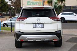 2024 Nissan
X-TRAIL Ti-L