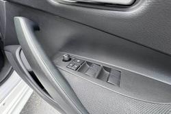 2022 Toyota
Corolla Ascent Sport Hybrid